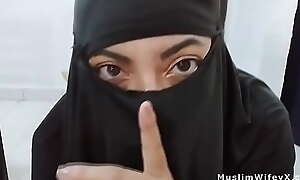 MILF Muslim Arab Sham Mummy Bush-league Rides Ass fucking Dildo And Squirts Near Black Niqab Hijab Exposed to Webcam