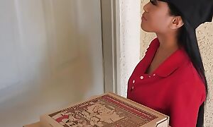 Pizza Delivery Asian Princess Receives Stuck In The Opera-glasses & That babe Has To Suck 2 Slummy Ramrods - TeamSkeet
