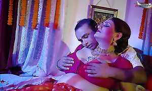 MALLU VARGABI BHABHI 1ST WEEDING NIGHT  WITH Their way SERVENT With an increment of ANAL SEX