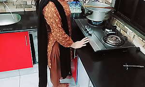 Desi Housewife Fucked To In Kitchen While She Is In the works With Hindi Audio