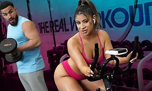 Mila Milkshake Loves Dilatation Her Curvaceous Body Together with Shaking Her Luscious Irritant Handy The Gym - TeamSkeet
