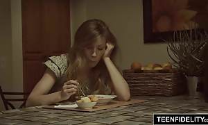 TEENFIDELITY Young Ivy Wolfe Creampied On Her Epicurean treat