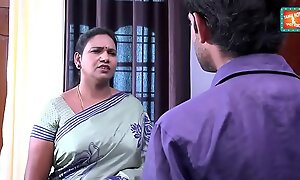 saree aunty seducing and flashing to TV emendate lad  xxx movie