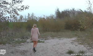 Slurps Blonde Babe in arms drilled in the Irritant by Stranger !!